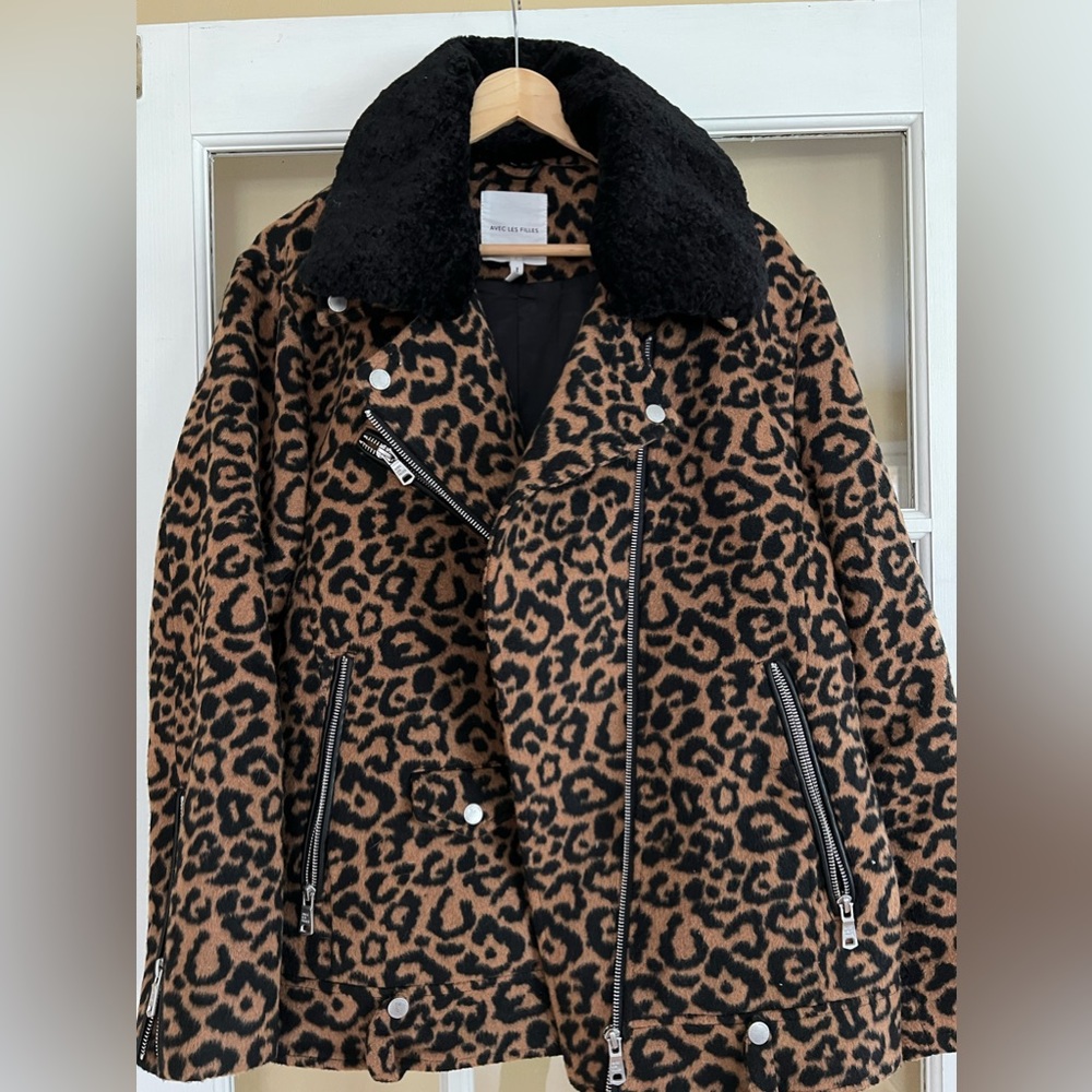 Avec Les Filles Leopard Print Jacket with Black Collar